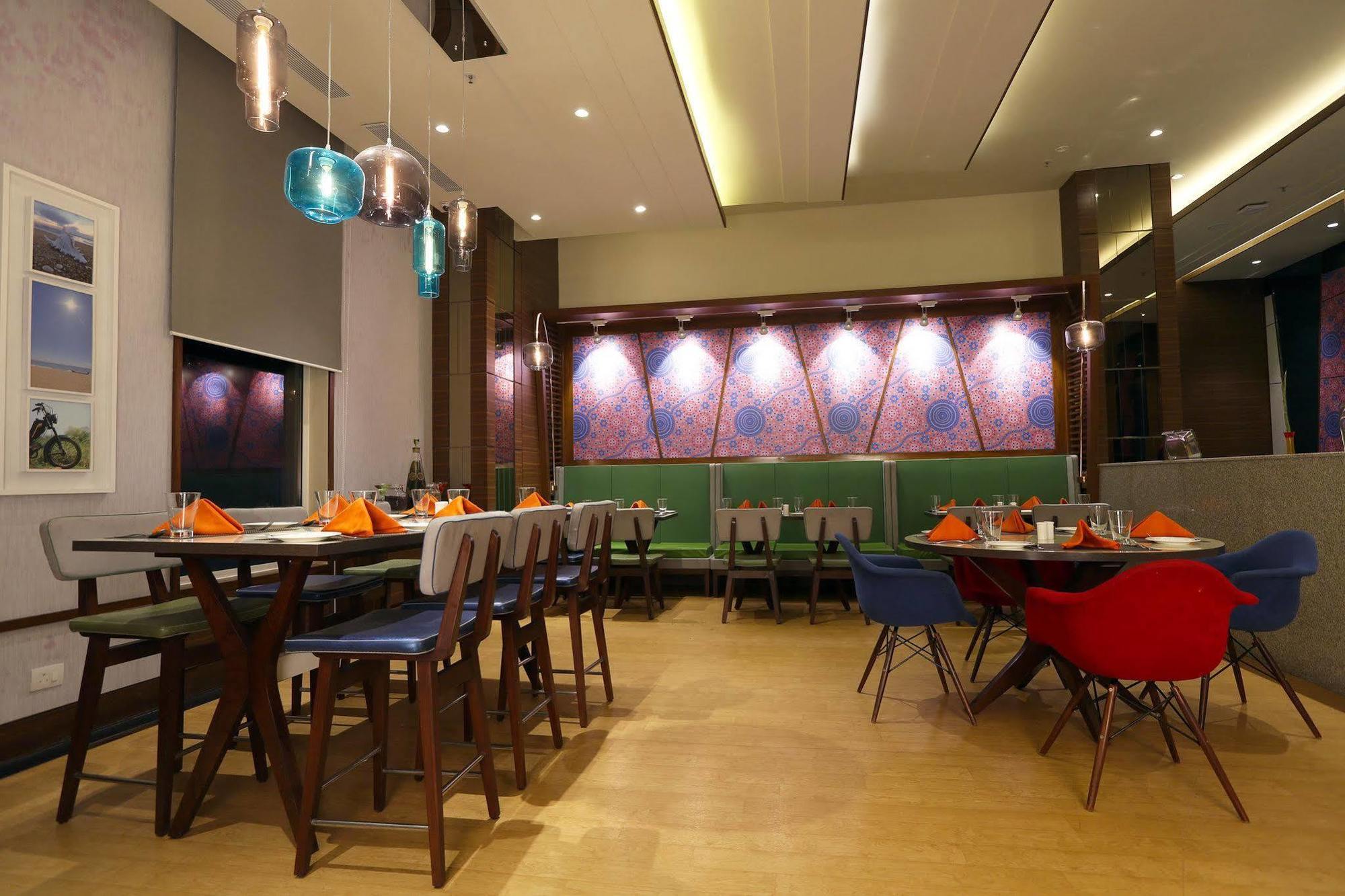 Holiday Inn Express Chennai Old Mahabalipuram Road Eksteriør billede