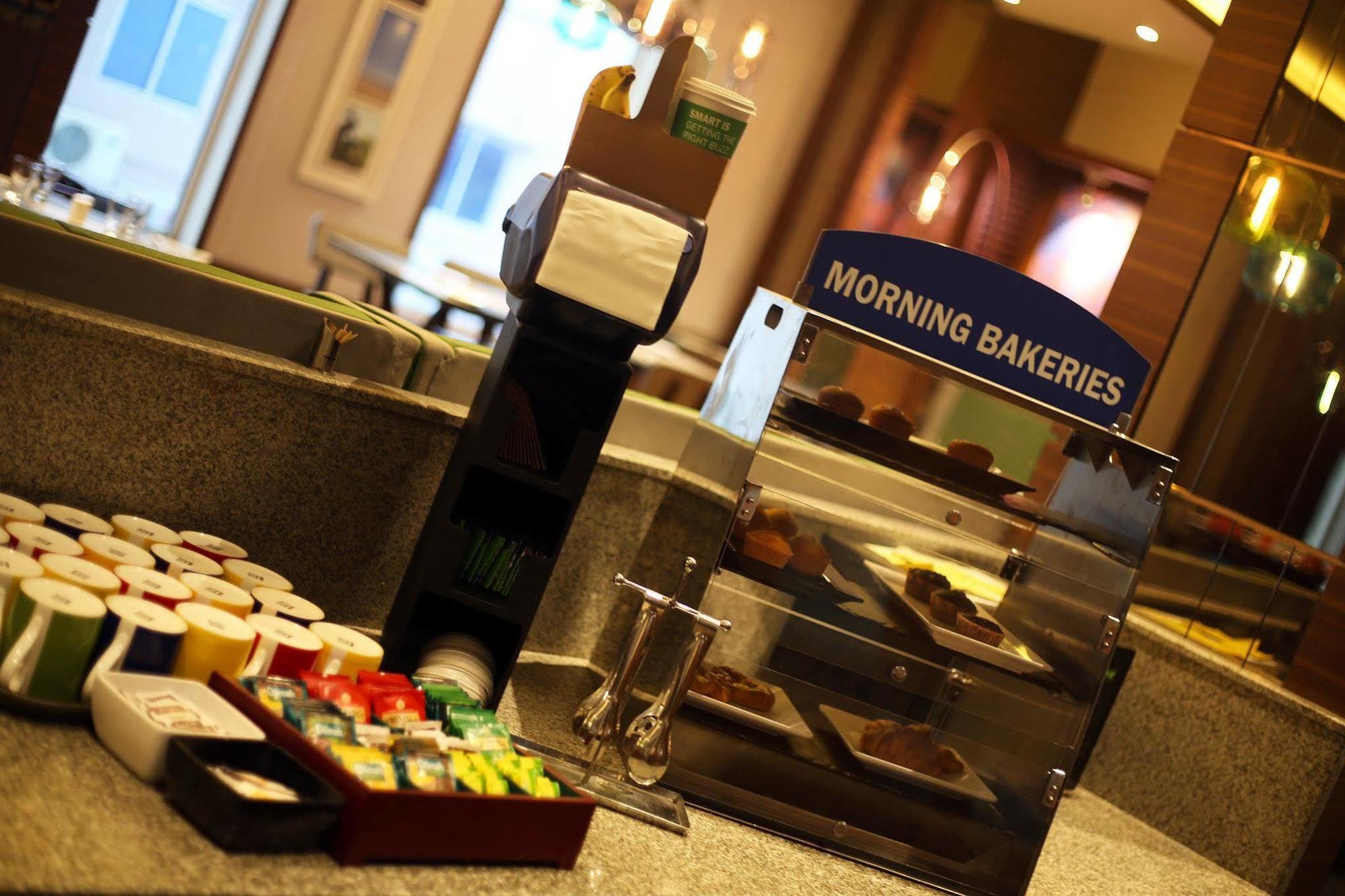 Holiday Inn Express Chennai Old Mahabalipuram Road Eksteriør billede